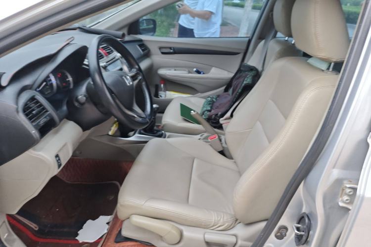 Used Honda City Classic 2012 1.5L manual Comfort version Left Front Seat