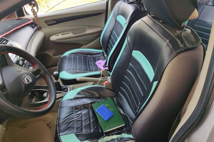 Used Honda City Classic 2012 1.5L manual Comfort version Left Front Seat