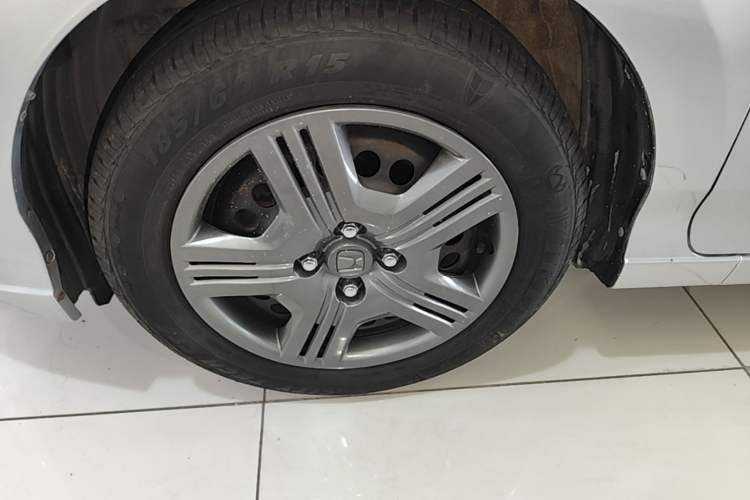 Used Honda City Classic 2012 1.5L manual Comfort version Left Front Wheel Hub