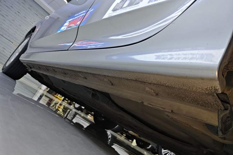 Used Honda City Classic 2012 1.5L Automatic Elite Edition Left Side Sill