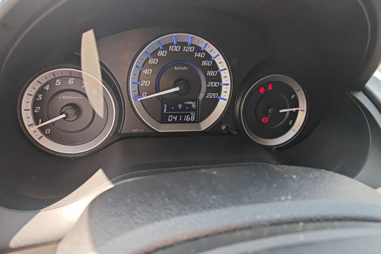 Used Honda City Classic 2012 1.5L manual Comfort version Odometer Close Up