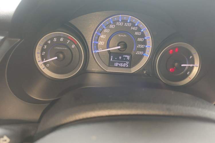 Used Honda City Classic 2012 1.5L manual Elite Edition Odometer Close Up