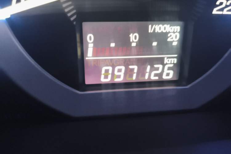 Used Honda City Classic 2012 1.8L automatic luxury edition Odometer Close Up