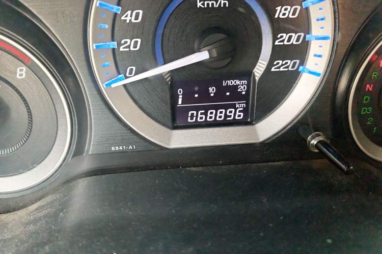 Used Honda City Classic 2012 1.5L Automatic Flagship Edition Odometer Close Up