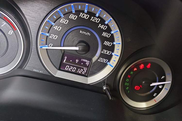 Used Honda City Classic 2012 1.5L Automatic Flagship Edition Odometer Close Up