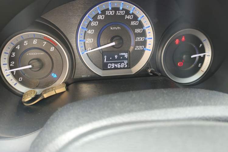 Used Honda City Classic 2012 1.5L manual Elite Edition Odometer Close Up