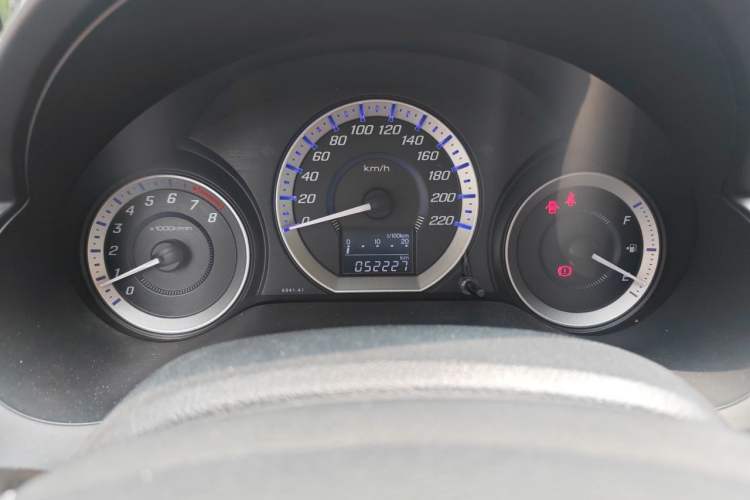 Used Honda City Classic 2012 1.5L manual Comfort version Odometer Close Up