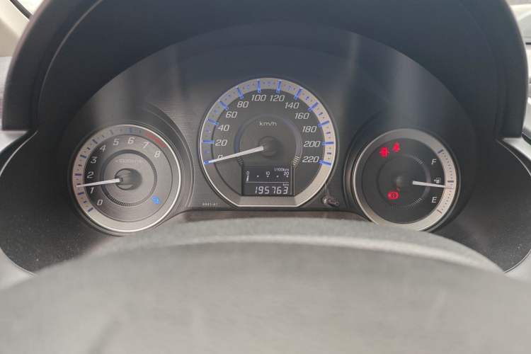 Used Honda City Classic 2012 1.5L manual Elite Edition Odometer Close Up