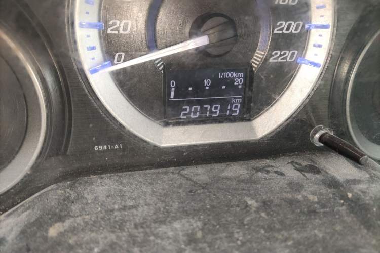 Used Honda City Classic 2012 1.5L manual Elite Edition Odometer Close Up