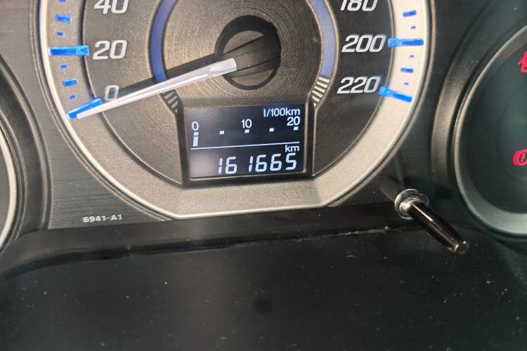 Used Honda City Classic 2012 1.5L manual Comfort version Odometer Close Up