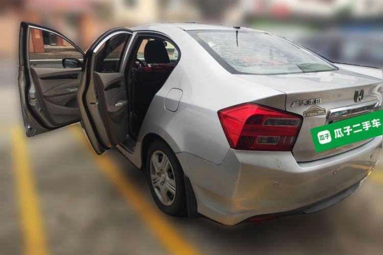 Used Honda City Classic 2012 1.5L manual Comfort version Rear Left 45 Deg