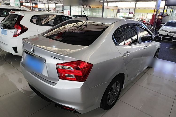 Used Honda City Classic 2012 1.5L manual Comfort version Rear Right 45 Deg