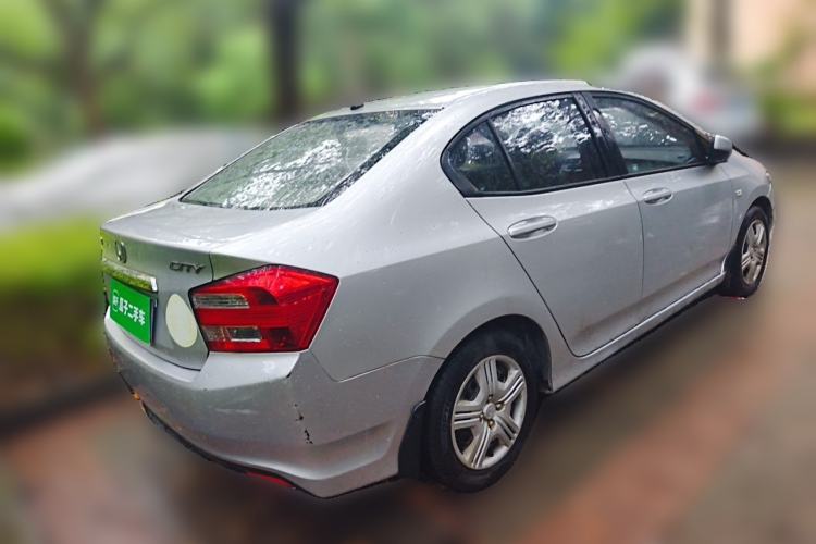 Used Honda City Classic 2012 1.5L manual Comfort version Rear Right 45 Deg
