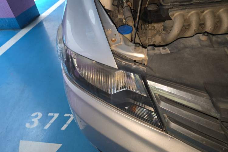 Used Honda City Classic 2012 1.5L manual Comfort version Right Front Headlight