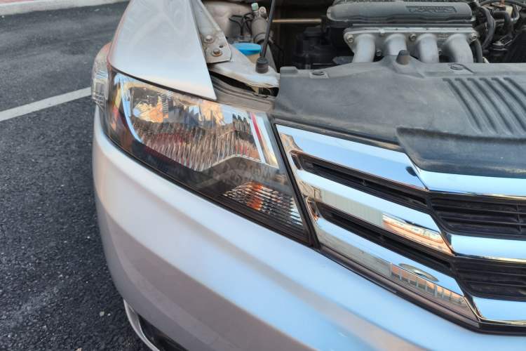 Used Honda City Classic 2012 1.5L Automatic Flagship Edition Right Front Headlight
