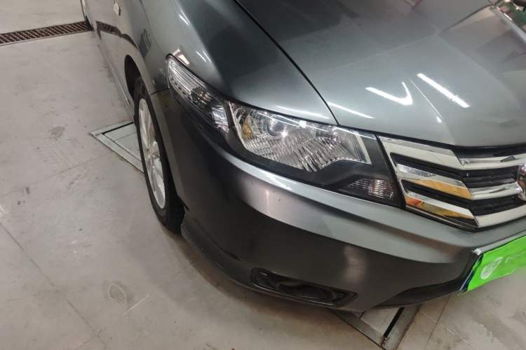Used Honda City Classic 2012 1.5L Automatic Elite Edition Right Front Headlight