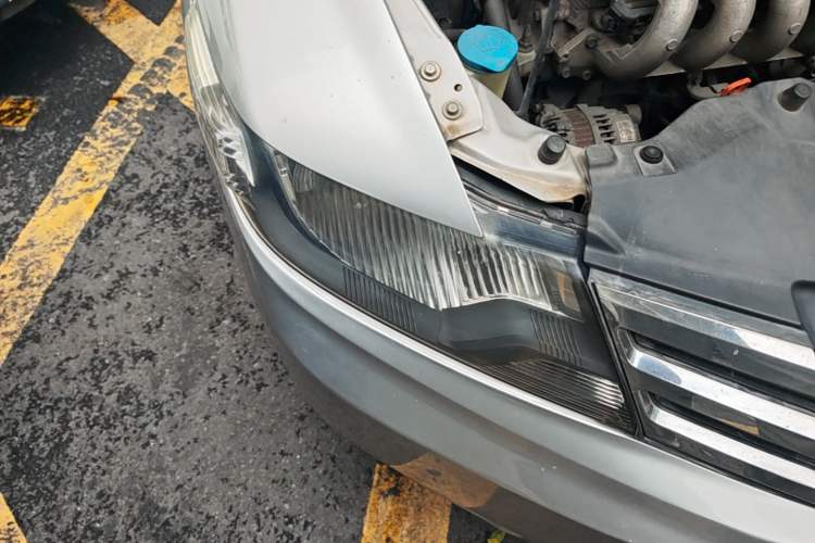 Used Honda City Classic 2012 1.5L Automatic Elite Edition Right Front Headlight