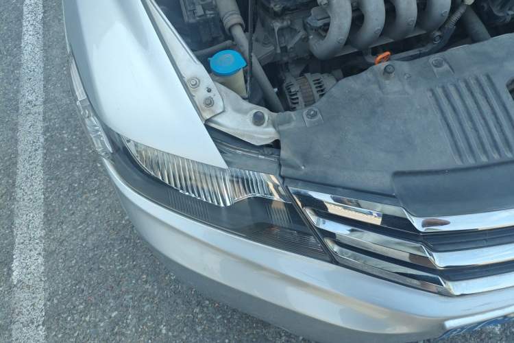 Used Honda City Classic 2012 1.5L manual Comfort version Right Front Headlight