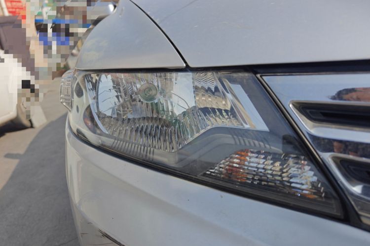 Used Honda City Classic 2012 1.5L manual Comfort version Right Front Headlight