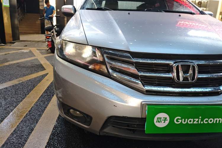 Used Honda City Classic 2012 1.5L Automatic Elite Edition Right Front Headlight