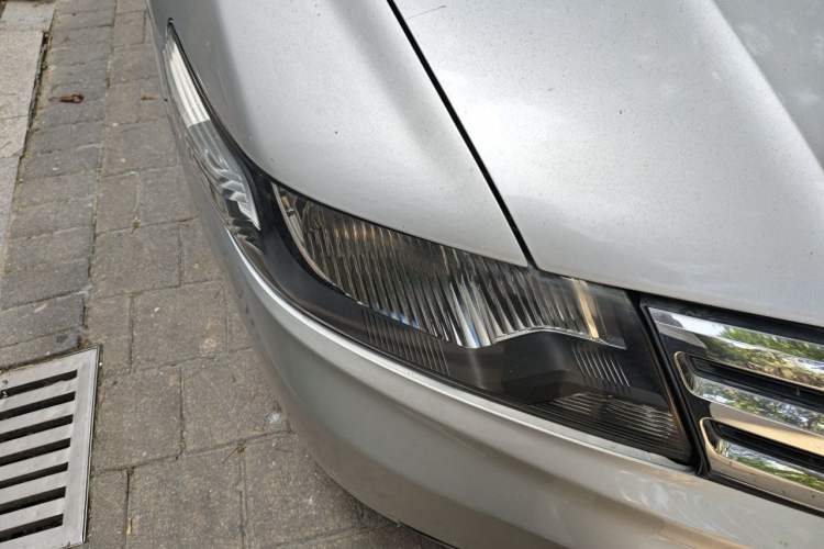 Used Honda City Classic 2012 1.5L Automatic Flagship Edition Right Front Headlight
