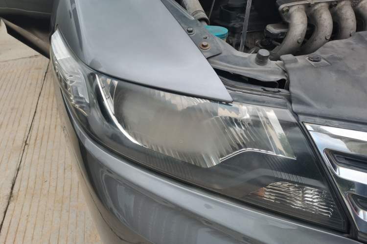 Used Honda City Classic 2012 1.5L manual Comfort version Right Front Headlight