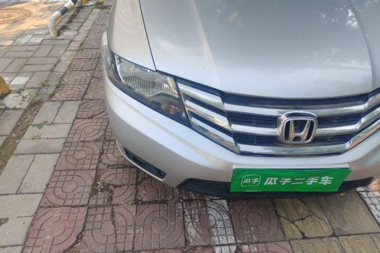 Used Honda City Classic 2012 1.5L manual Comfort version Right Front Headlight