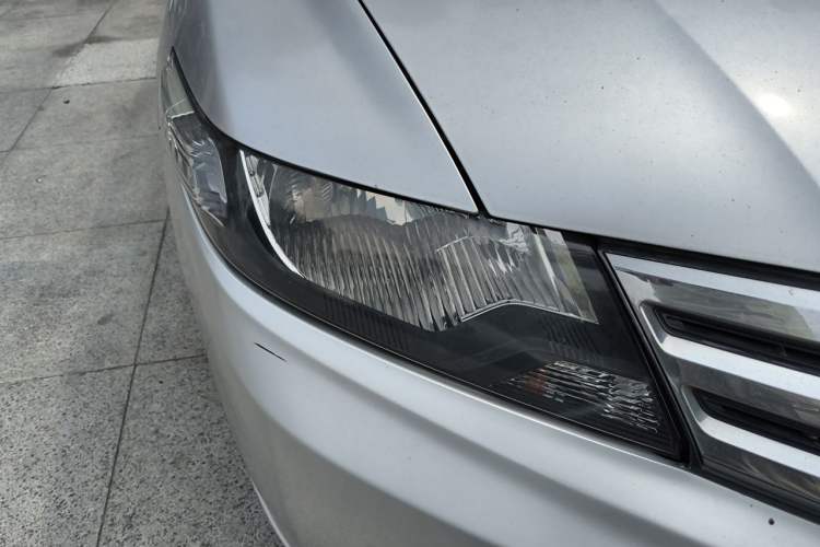 Used Honda City Classic 2012 1.5L manual Comfort version Right Front Headlight