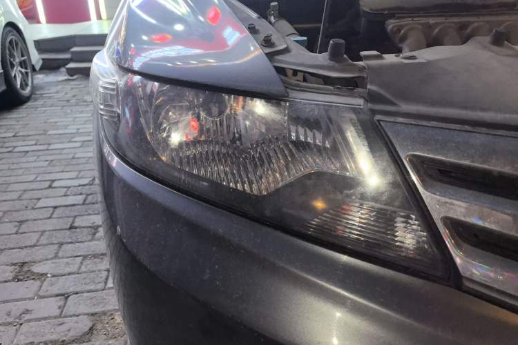 Used Honda City Classic 2012 1.5L Automatic Elite Edition Right Front Headlight