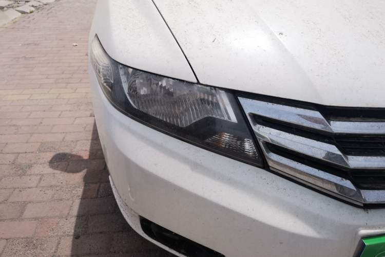 Used Honda City Classic 2012 1.5L Automatic Elite Edition Right Front Headlight