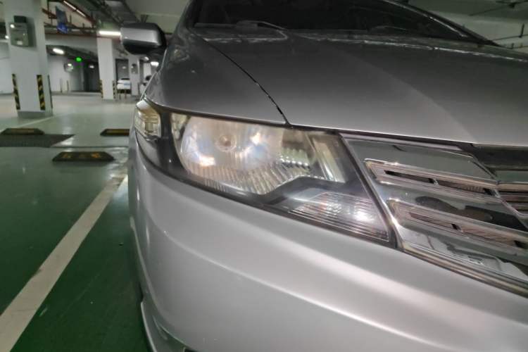 Used Honda City Classic 2012 1.5L manual Elite Edition Right Front Headlight