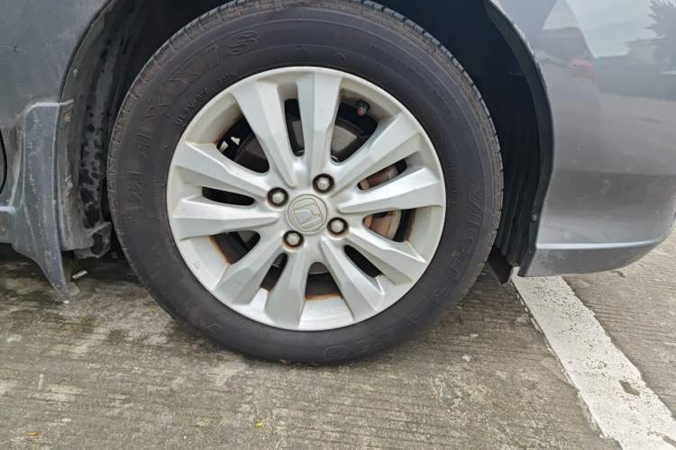 Used Honda City Classic 2012 1.5L Automatic Elite Edition Right Front Wheel Hub