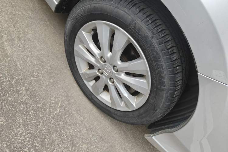 Used Honda City Classic 2012 1.5L Automatic Elite Edition Right Front Wheel Hub