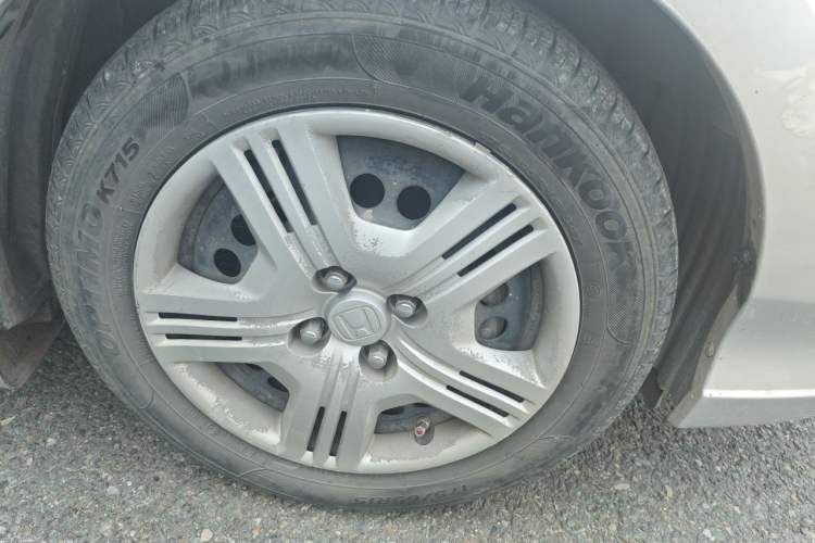 Used Honda City Classic 2012 1.5L manual Comfort version Right Front Wheel Hub