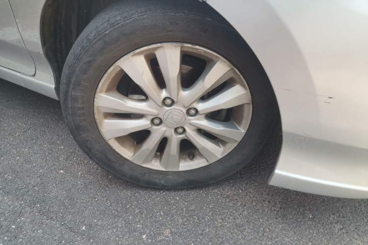 Used Honda City Classic 2012 1.5L Automatic Elite Edition Right Front Wheel Hub
