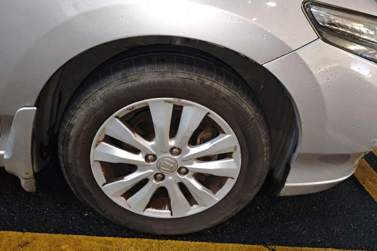 Used Honda City Classic 2012 1.5L Automatic Elite Edition Right Front Wheel Hub