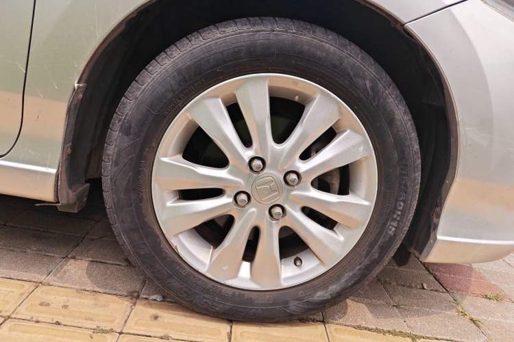 Used Honda City Classic 2012 1.5L manual Comfort version Right Front Wheel Hub