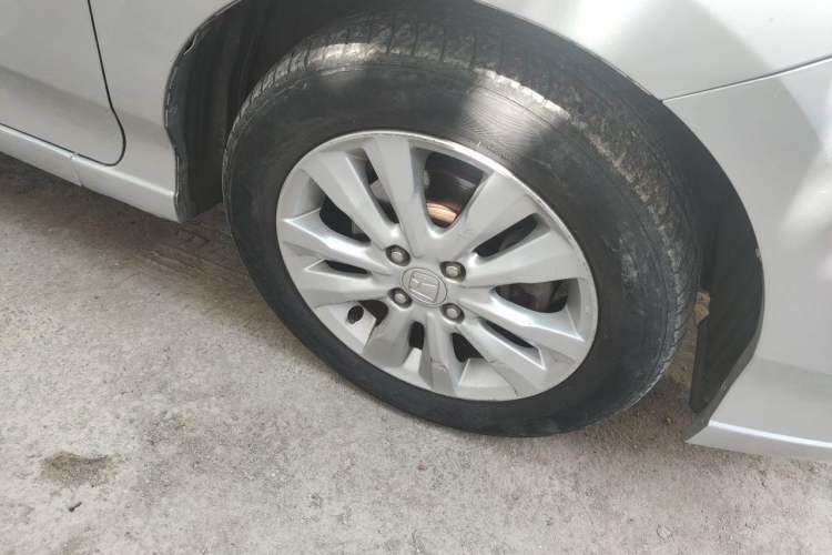 Used Honda City Classic 2012 1.5L Automatic Elite Edition Right Front Wheel Hub