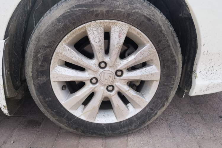 Used Honda City Classic 2012 1.5L Automatic Elite Edition Right Front Wheel Hub