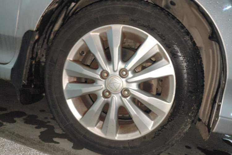Used Honda City Classic 2012 1.5L Automatic Flagship Edition Right Front Wheel Hub