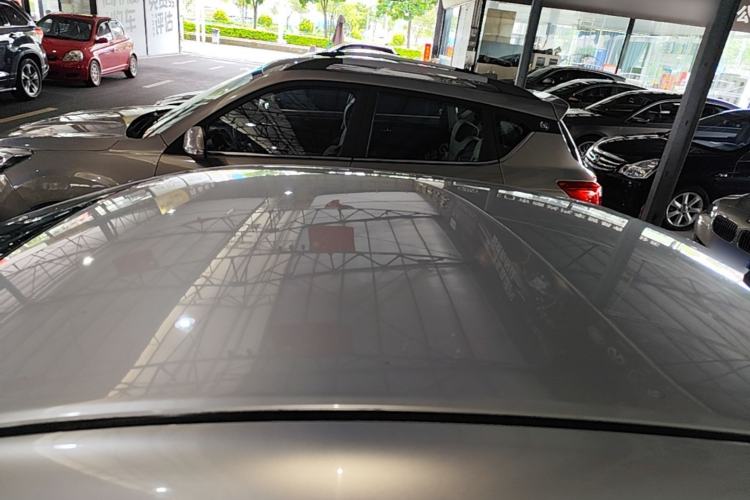 Used Honda City Classic 2012 1.5L manual Comfort version Roof