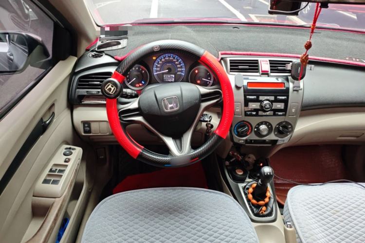 Used Honda City Classic 2012 1.5L manual Comfort version Steering Wheel