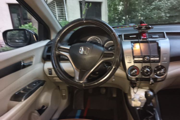 Used Honda City Classic 2012 1.5L manual Elite Edition Steering Wheel