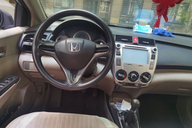 Used Honda City Classic 2012 1.5L manual Elite Edition Steering Wheel