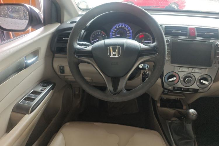 Used Honda City Classic 2012 1.5L manual Elite Edition Steering Wheel