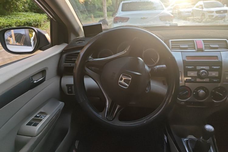 Used Honda City Classic 2012 1.5L manual Comfort version Steering Wheel