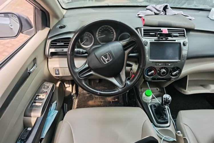 Used Honda City Classic 2012 1.5L manual Elite Edition Steering Wheel