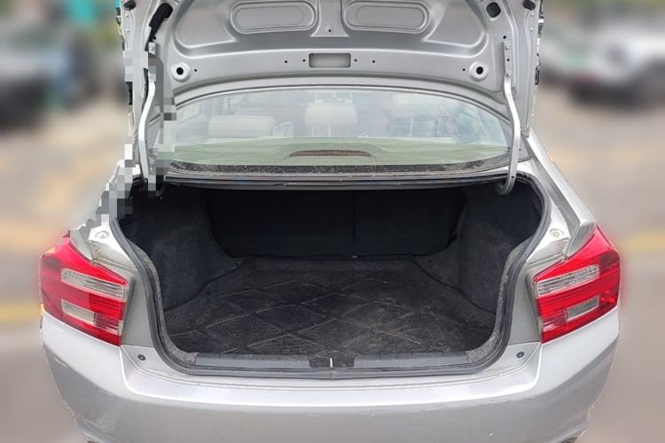 Used Honda City Classic 2012 1.5L manual Comfort version Trunk