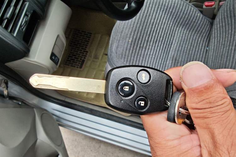 Used Honda City Classic 2012 1.5L manual Comfort version Vehicle Key