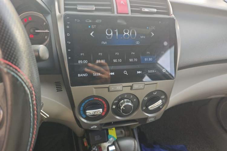 Used Honda City Classic 2012 1.5L Automatic Elite Edition Audio And AC Panel
